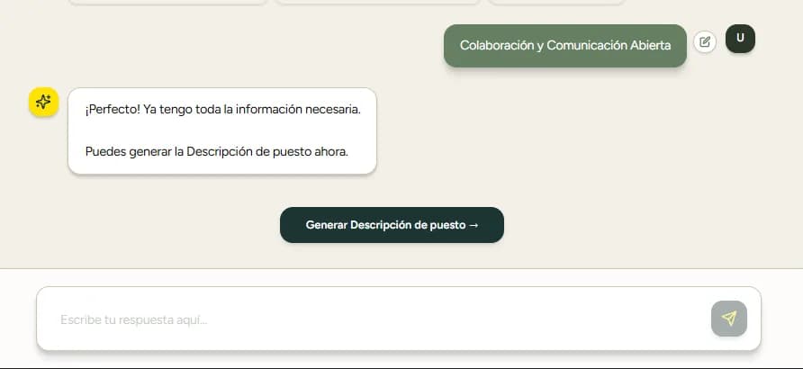 Final del chat: el asistente avisa que ya tiene toda la información y ofrece el botón "Generar Descripción de puesto".